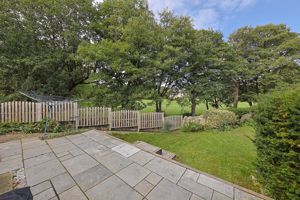 Riverside Crescent Holymoorside